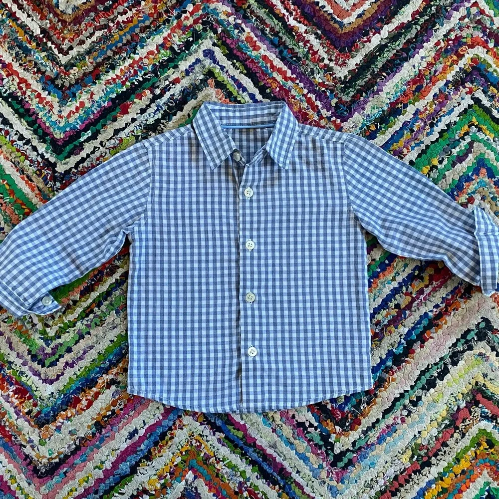 🐻 2/$25 • HP!! 🥳 Adorable Button Down Bundle